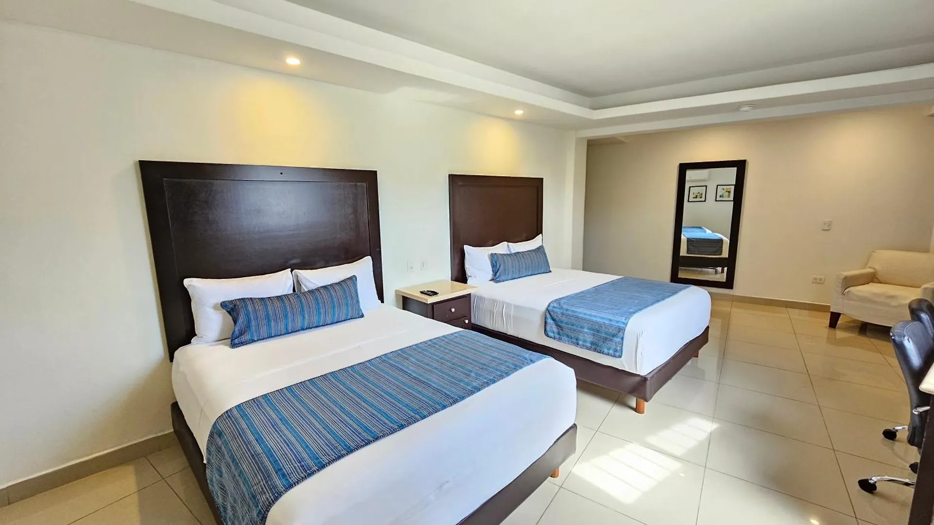 Hotel Maria Elena Cabo San Lucas
